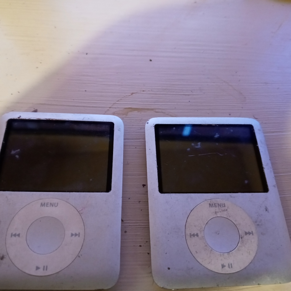 4GB ipods